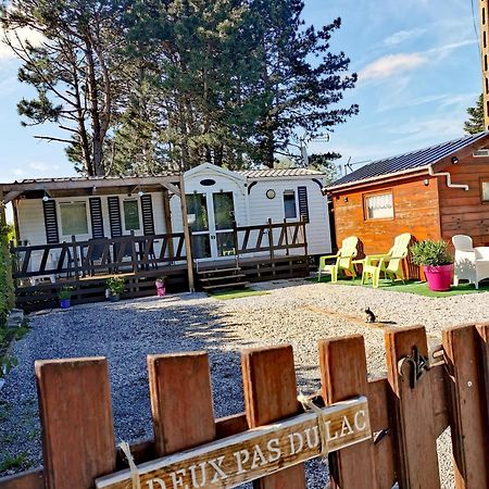A Deux Pas Du Lac Hotel Ardres Kültér fotó